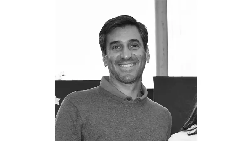 Dr. Tristán Dellavedova