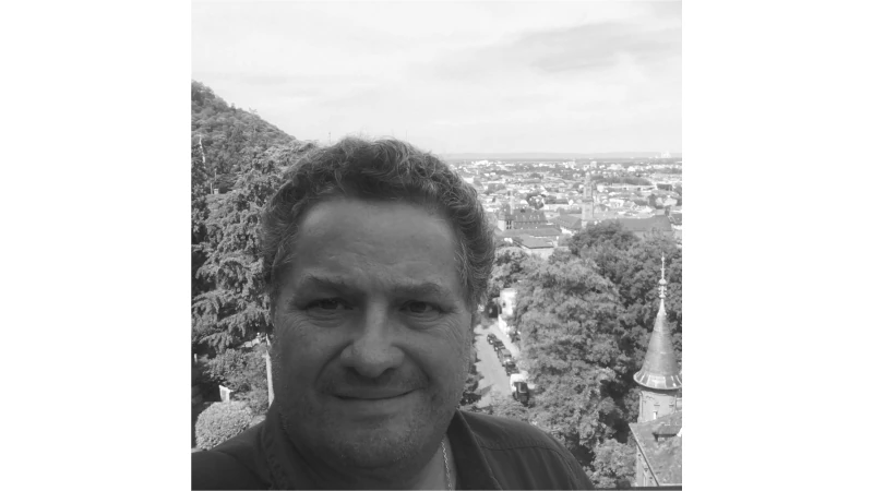 Dr. Ricardo Ryser